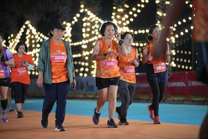 BIB: 2700, 26980, 26461, 26038, 20839
                            <button type="button" onclick="openModal(21480791)" class="btn btn-primary btn-sm float-right btn-popup" data-toggle="modal" data-target=".modal-high-quality">
                        <i class="fas fa-shopping-cart"></i> Add to Cart
                    </button>
                                            <button type="button" onclick="isThisMe(21480791, true)" class="btn btn-success btn-sm float-right btn-popup btn-isme hidden" data-toggle="tooltip" data-placement="bottom" title="นี่คือรูปของคุณใช่ไหม คลิกที่นี่เพื่อเอาเข้าอัลบั้ม">
                        <i class="fas fa-plus"></i> Add to album
                    </button>
                    <button type="button" onclick="isThisMe(21480791, false)" class="btn btn-warning btn-sm float-right btn-popup btn-isnotme hidden">
                        <i class="fas fa-ban"></i> Remove from album
                    </button>